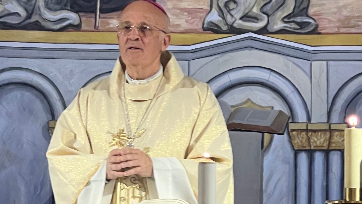 L’Ambassadeur de Brunei assiste à la Sainte Messe pour la Paix, présidée par Mgr Alfred Xuereb, Nonce Apostolique, et transmet le message du Pape François.