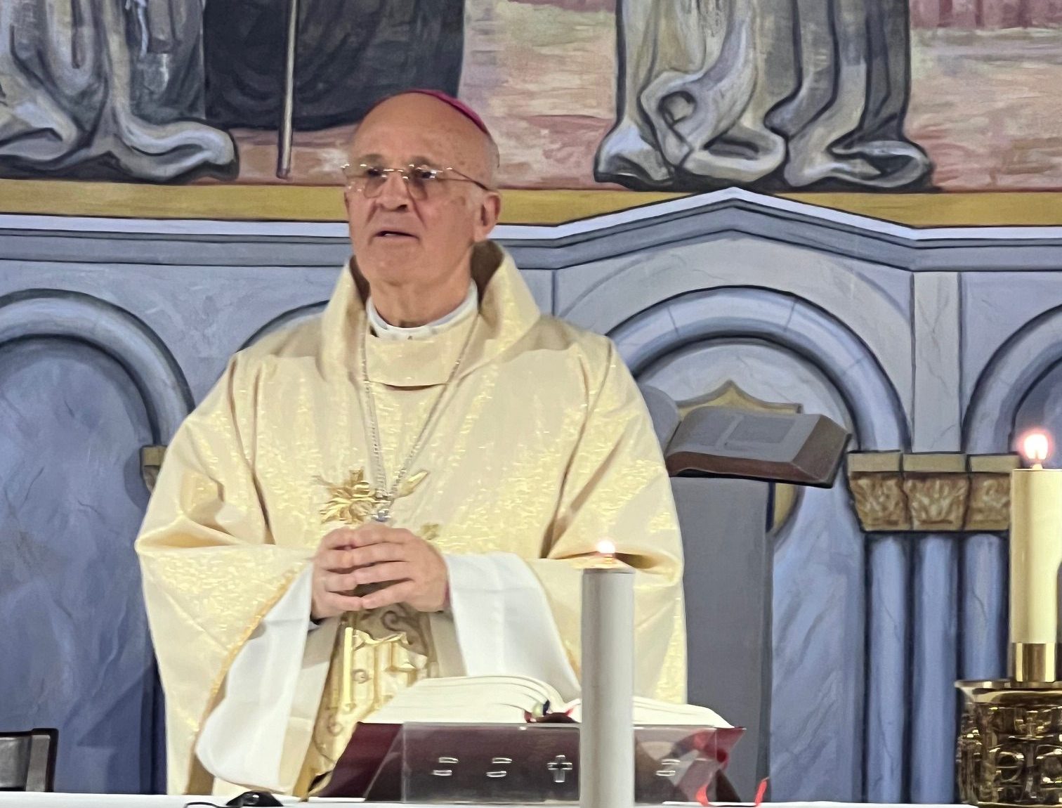 L’Ambassadeur de Brunei assiste à la Sainte Messe pour la Paix, présidée par Mgr Alfred Xuereb, Nonce Apostolique, et transmet le message du Pape François.